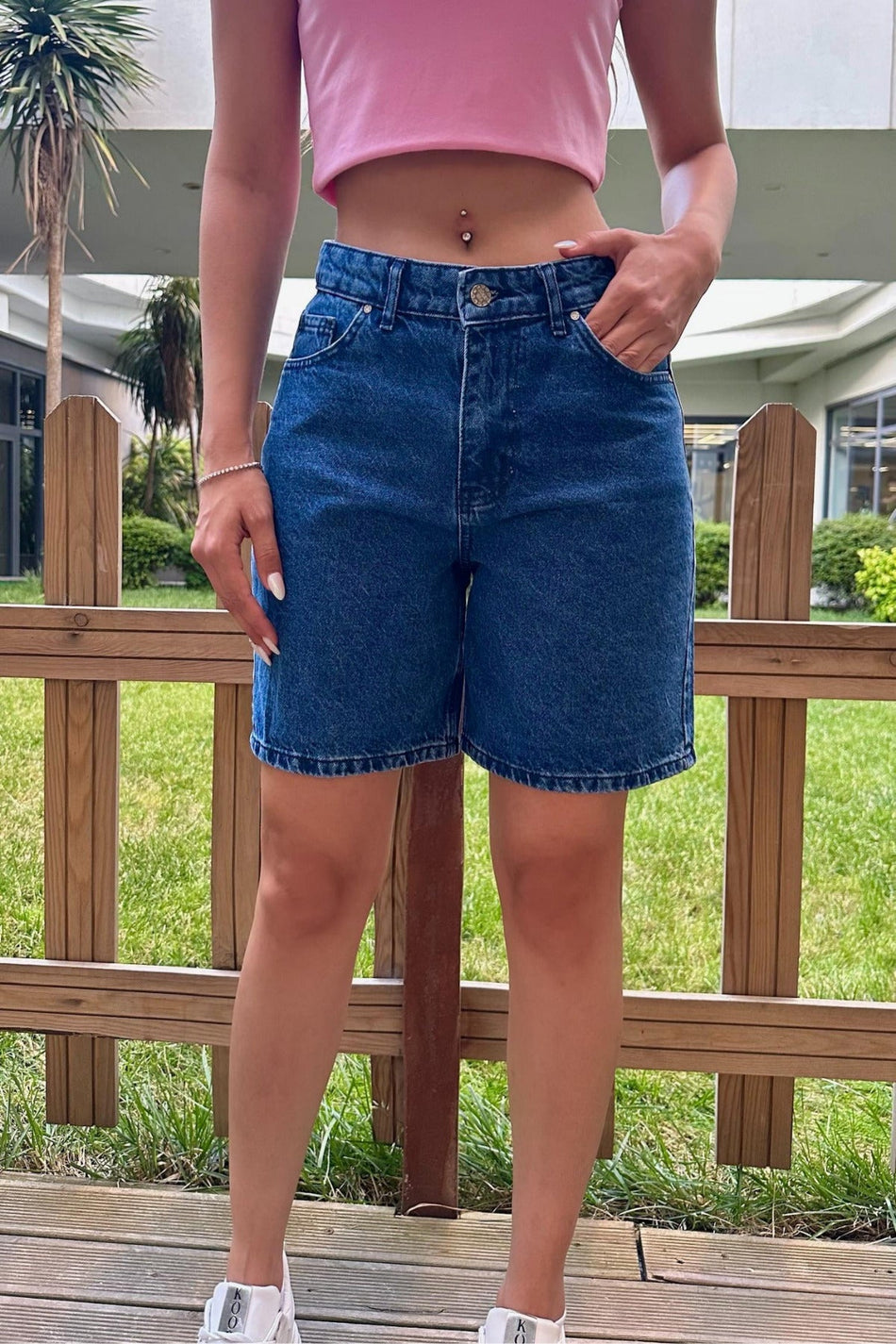Kadın Yüksek Bel 5 Cepli Straight Fit Şort Jeans Lacivert - MALLTURK