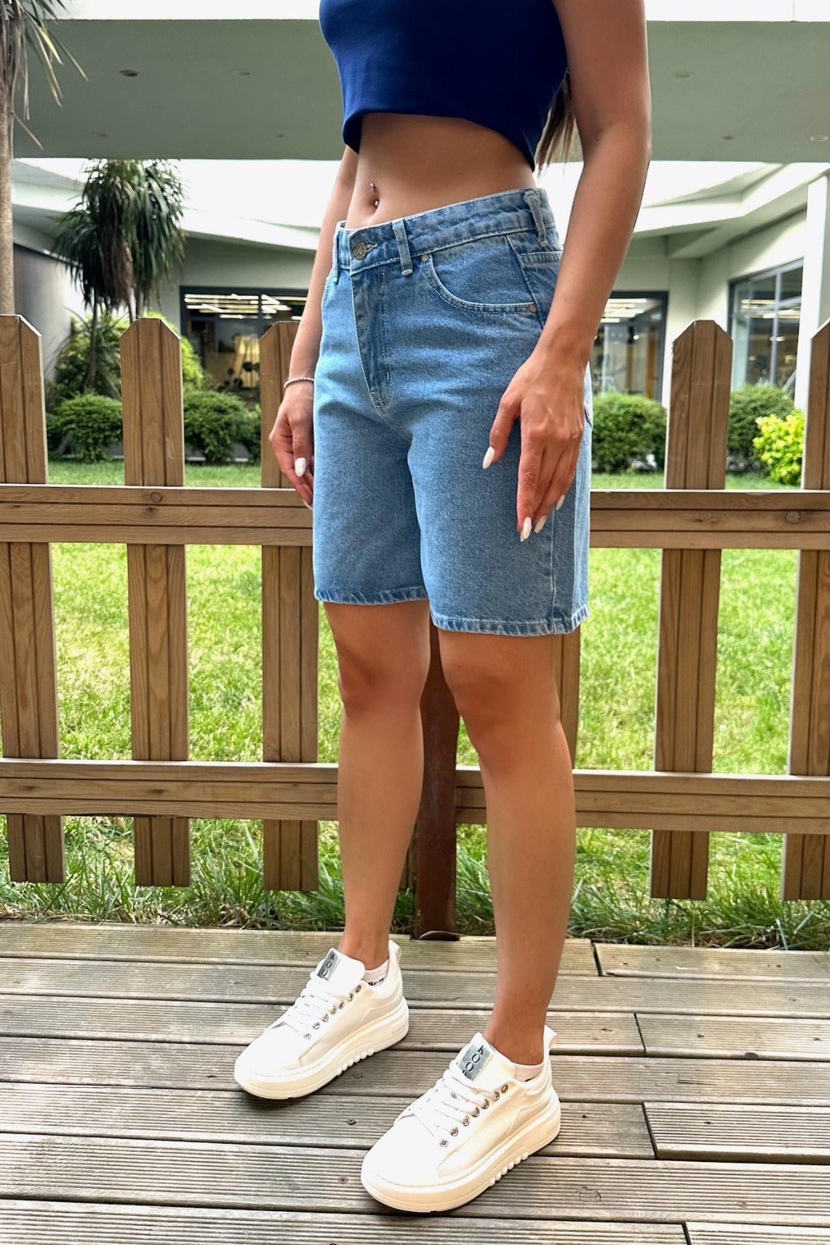 Kadın Yüksek Bel 5 Cepli Straight Fit Şort Jeans Mavi - MALLTURK