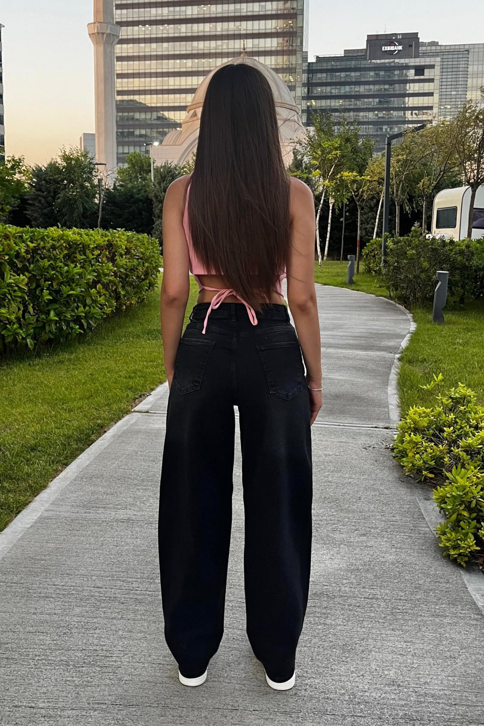 Kadın Yüksek Bel Bol Kesim Geniş Paça Baggy Fıt Jean Siyah - MALLTURK