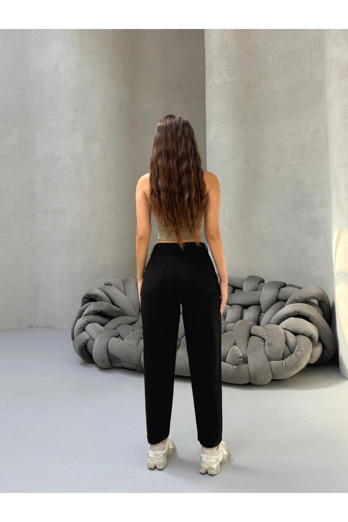 Kadın Yüksek Bel Boyfriend Likralı Pileli Mom Jeans Siyah - MALLTURK