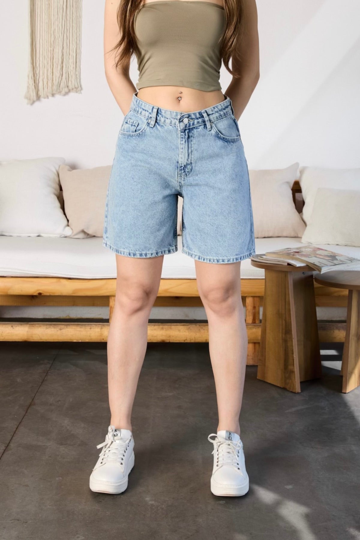 Kadın Yüksek Bel Cepli Denim Şort Açik Mavi - MALLTURK