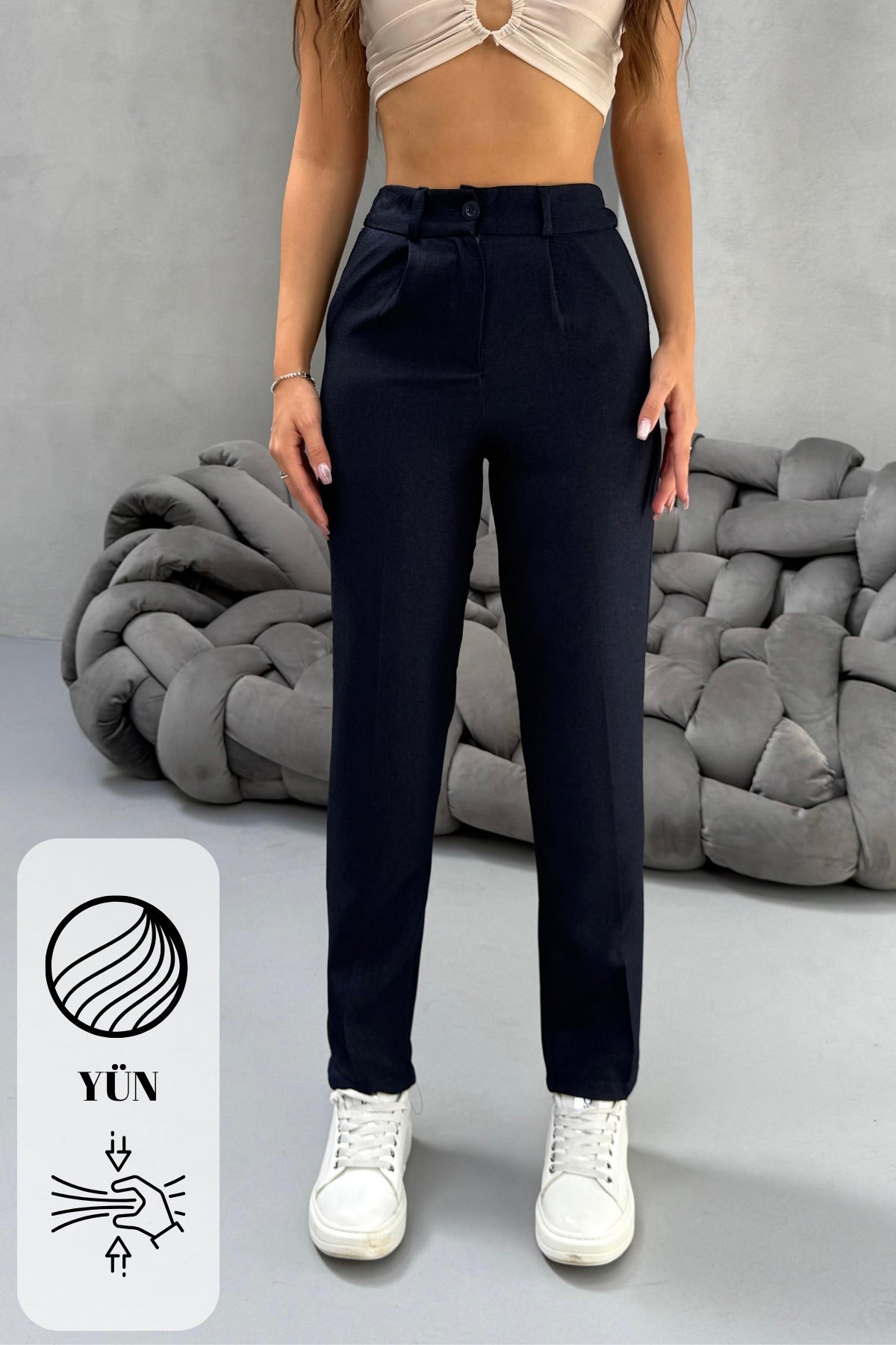 Kadın Yüksek Bel Havuç Model Beli Lastikli Dar Paça Pantolon LACİVERT - MALLTURK