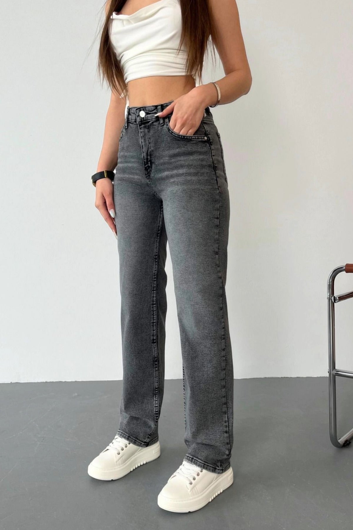 Kadın Yüksek Bel Likralı Efektli Straight Fit Jean Füme - MALLTURK
