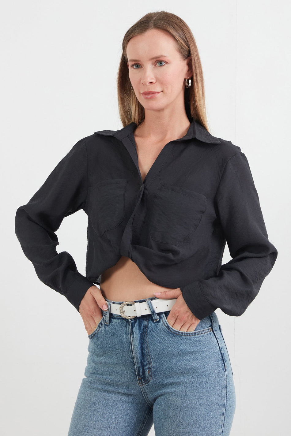 Knotted Front Pocket Crop Shirt - MALLTURK