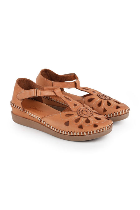 L069.702 Genuine Leather Floral T-Strap Comfortable Women's Sandals - MALLTURK