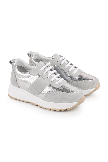 L086.925 BA Gümüş Simli Süet Metalik Detaylı Kalın Eva Taban Kadın Sneaker - MALLTURK