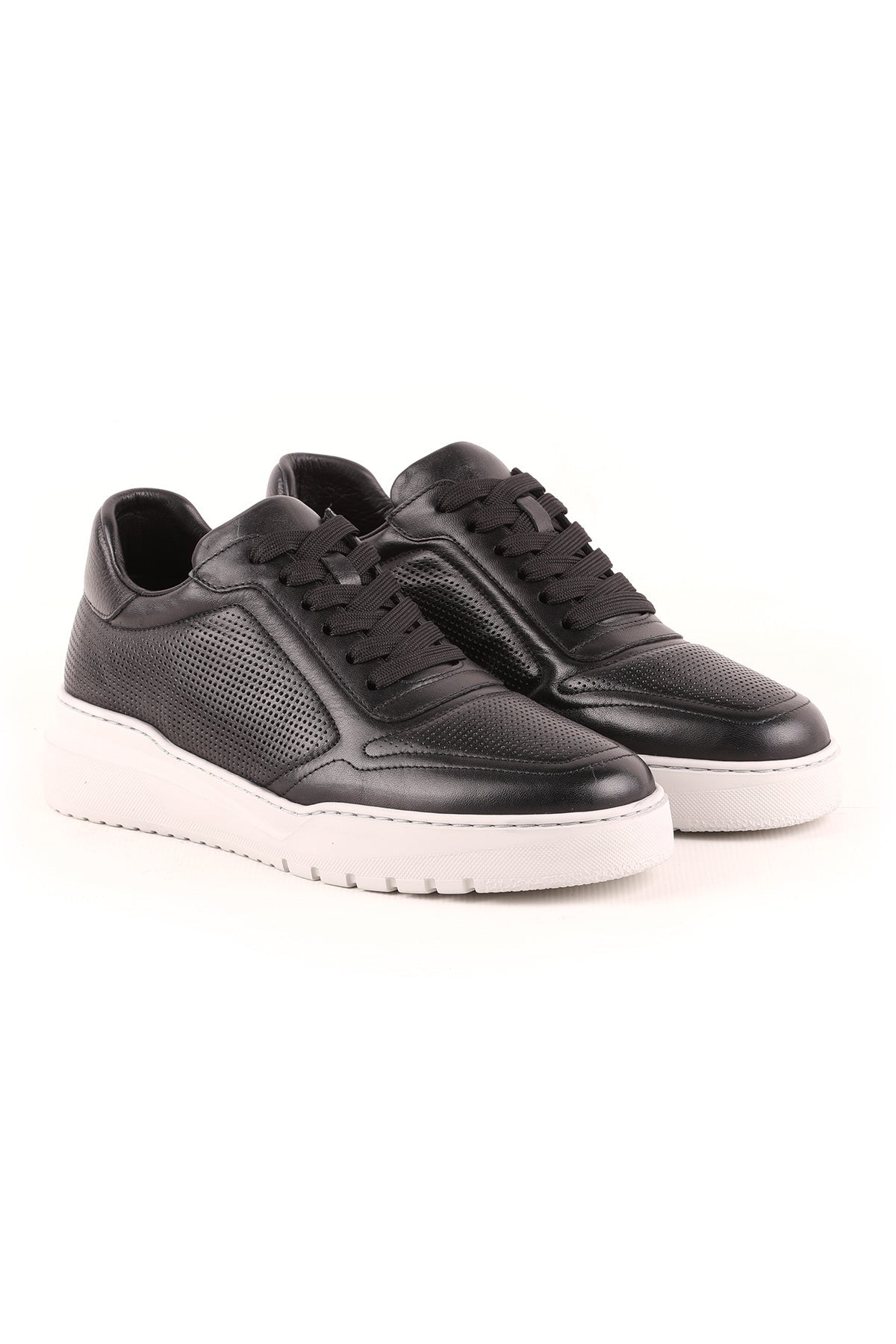 L4688 Casual Men's Shoes BLACK - MALLTURK