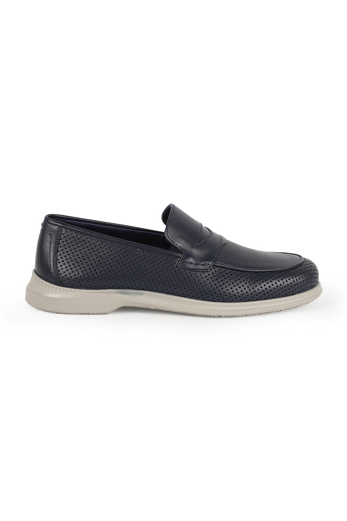 L5925 Men's Genuine Antique Leather Perforated Breathable Flexible Rubber Sole Loafer - MALLTURK