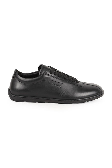 L5993 Erkek Siyah Hakiki Antik Deri Burun Dikişli Yan Logo Detaylı İnce Taban Sneaker - MALLTURK