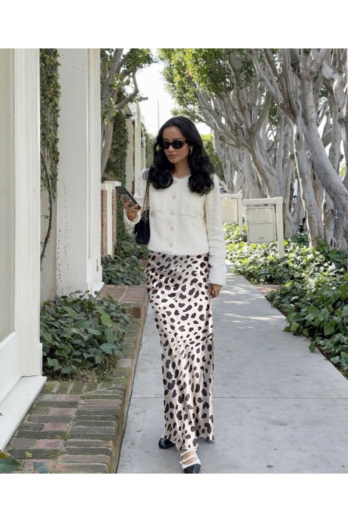 Leopard Pattern Lycra Satin Skirt Long Length Skirt Elastic Waist and Zippered Suitable for Hijab 100 cm - MALLTURK