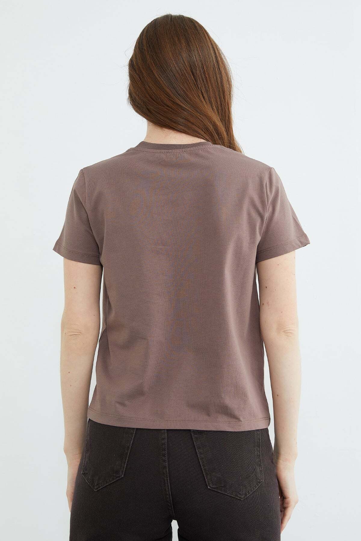 Metal-Accented Crew Neck T-Shirt - MALLTURK