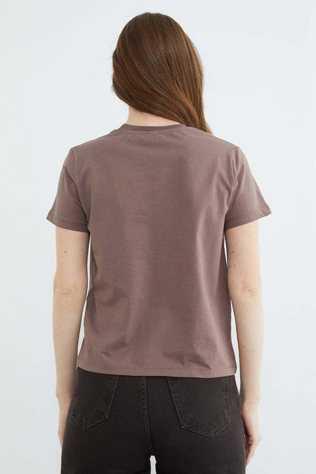Metal-Accented Crew Neck T-Shirt - MALLTURK