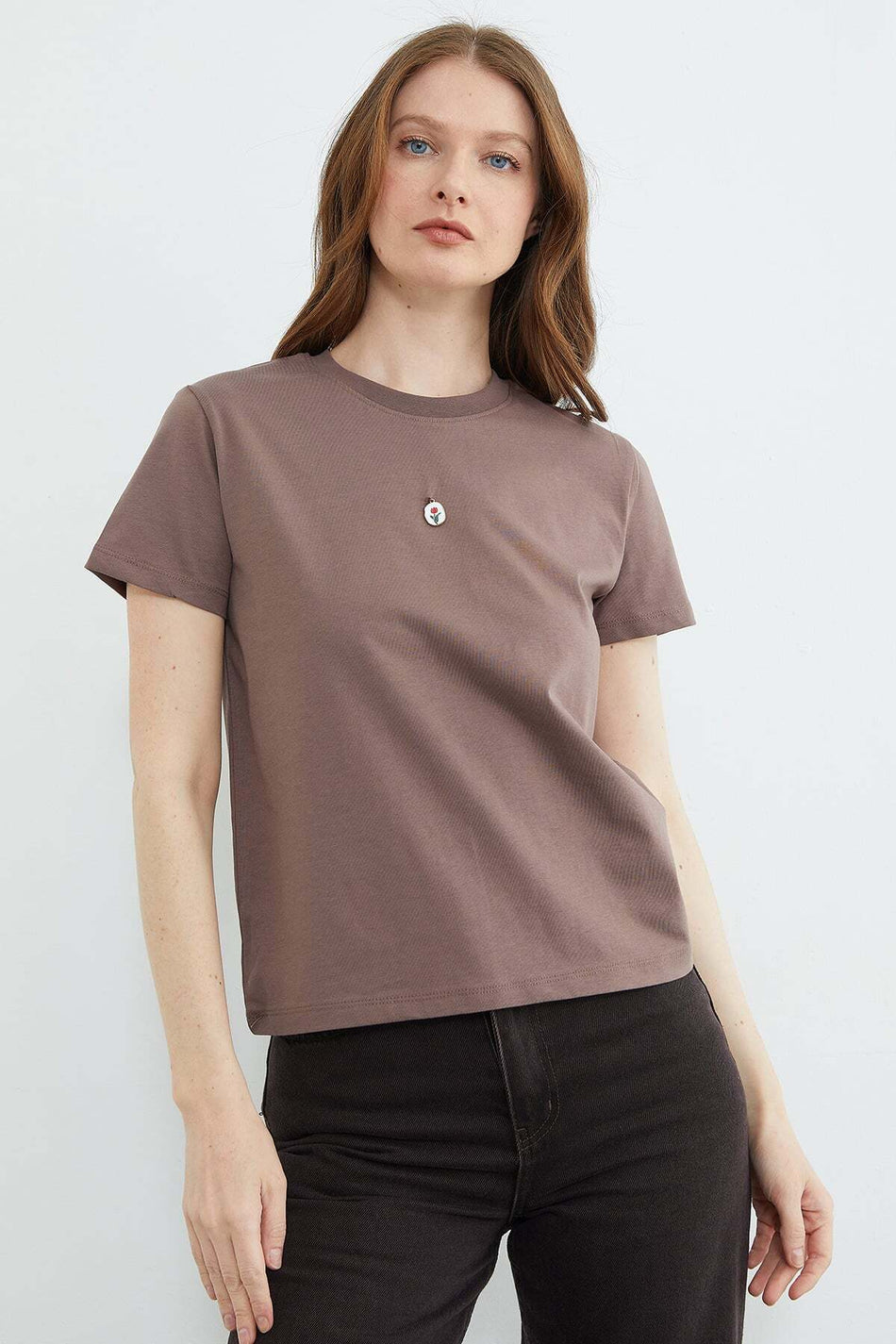 Metal-Accented Crew Neck T-Shirt - MALLTURK