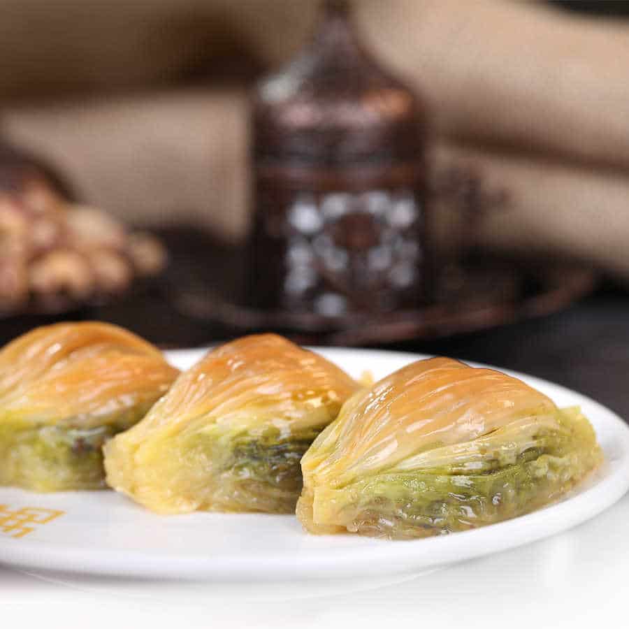 Mussel-shaped Pistachio Baklava