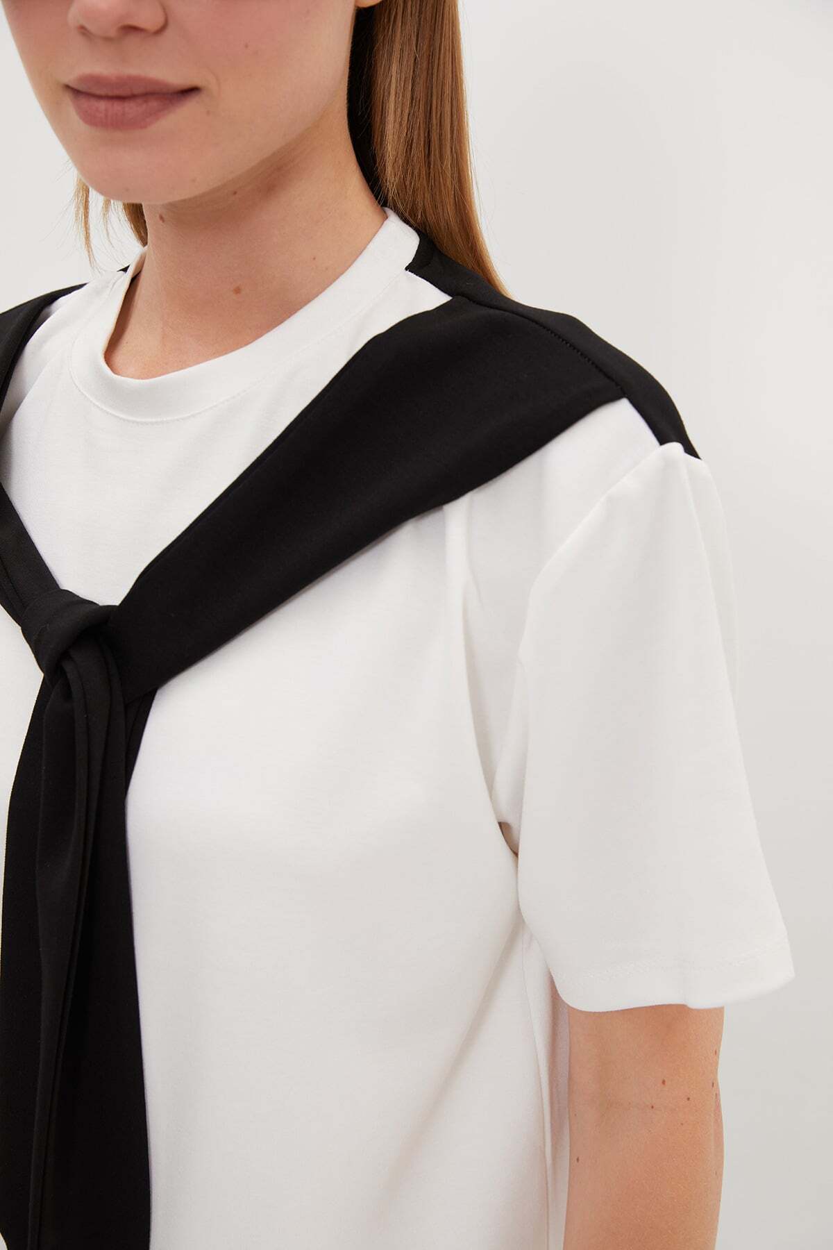 Modal 2-Piece Set with Shawl Tie Detail and Pockets - MALLTURK