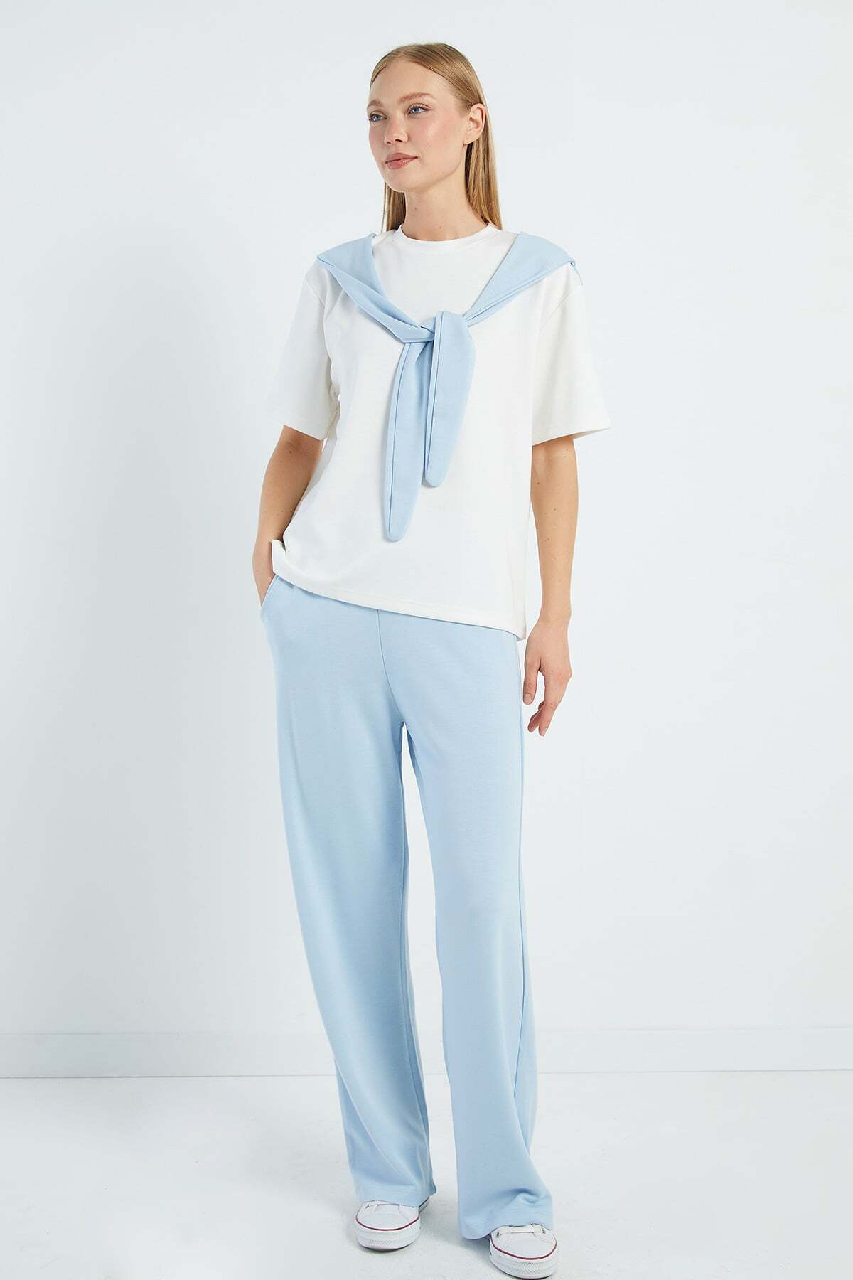 Modal 2-Piece Set with Shawl Tie Detail and Pockets - MALLTURK