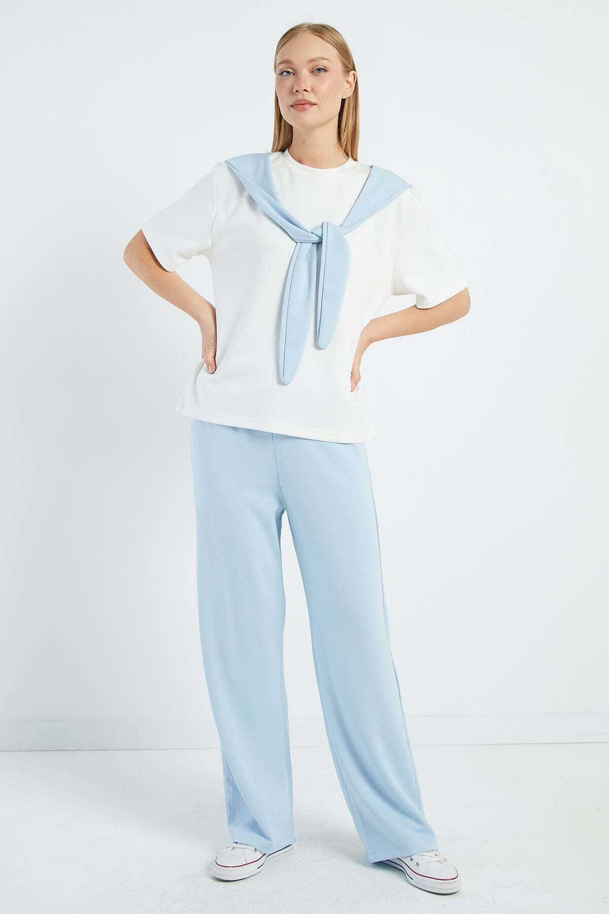 Modal 2-Piece Set with Shawl Tie Detail and Pockets - MALLTURK