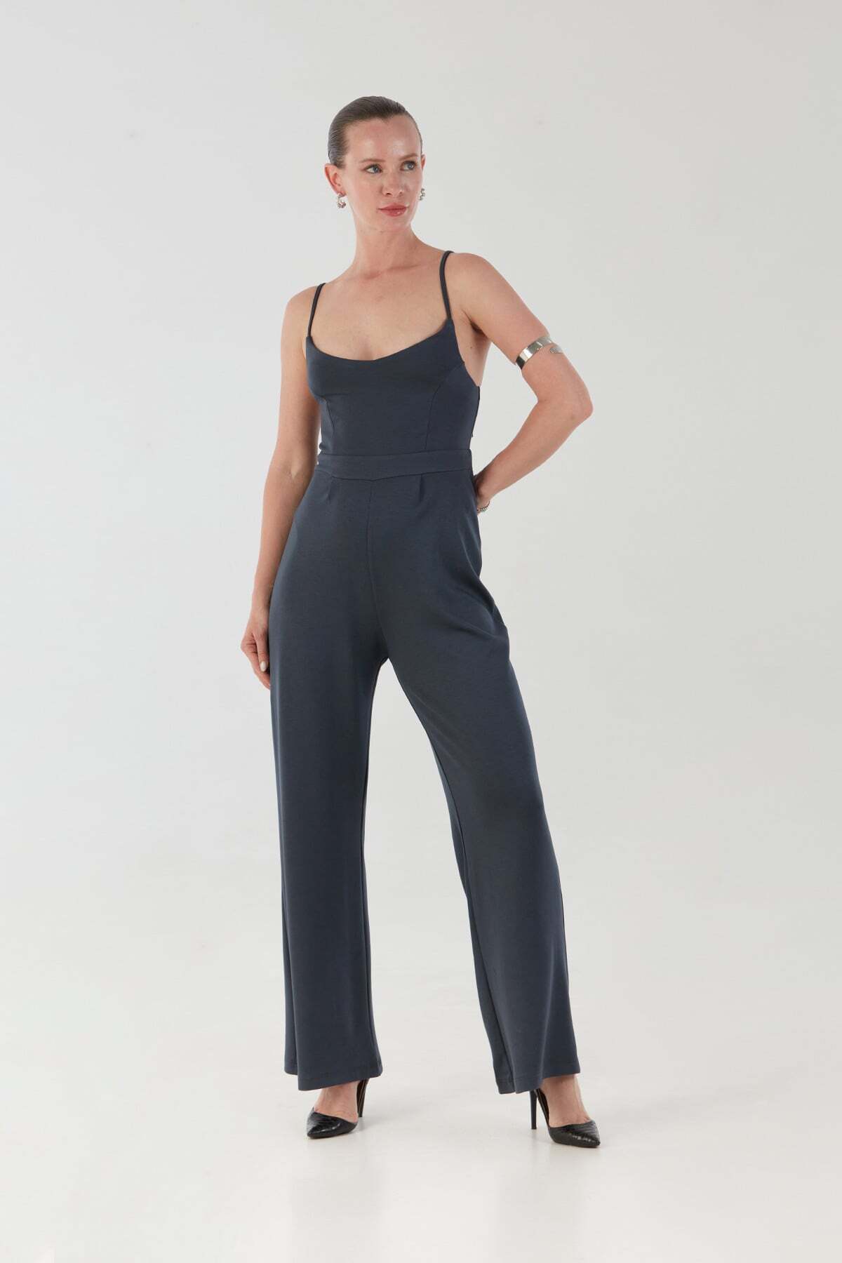 Modal Jumpsuit with Straps and Zipper - MALLTURK