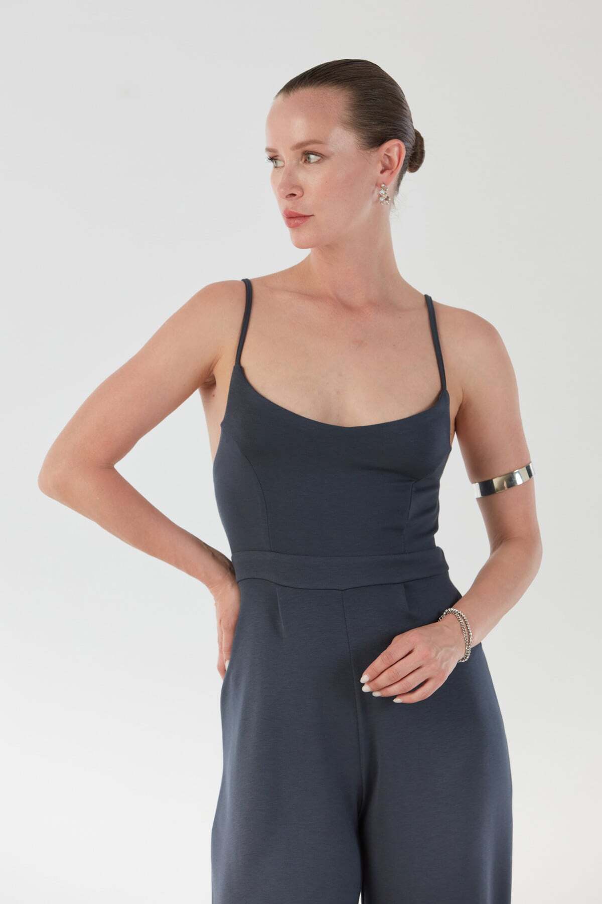 Modal Jumpsuit with Straps and Zipper - MALLTURK