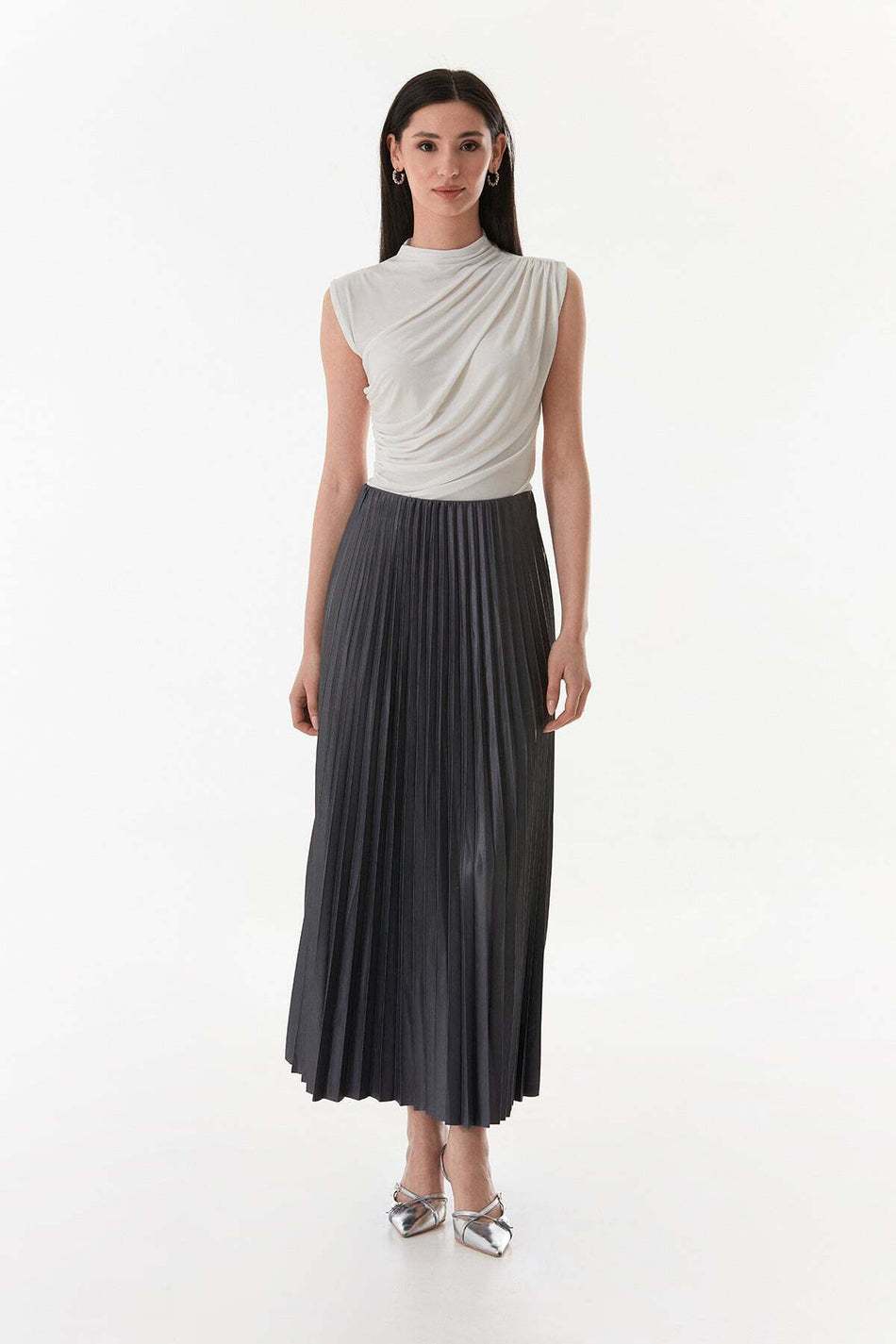 Pleated Skirt with Elastic Waist - MALLTURK