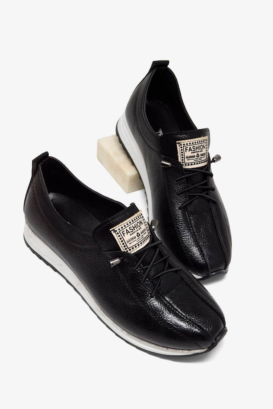 Rahat Kalıp Ortopedik Bağcıklı Loafer Kadın Siyah Loafer TBHSNCMC1945 - MALLTURK