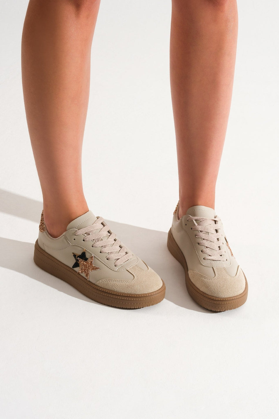 Rahat Kalıp Yarım Yıldız Desenli Sneaker Kadın Bej Krep Sneaker TBZER050 - MALLTURK