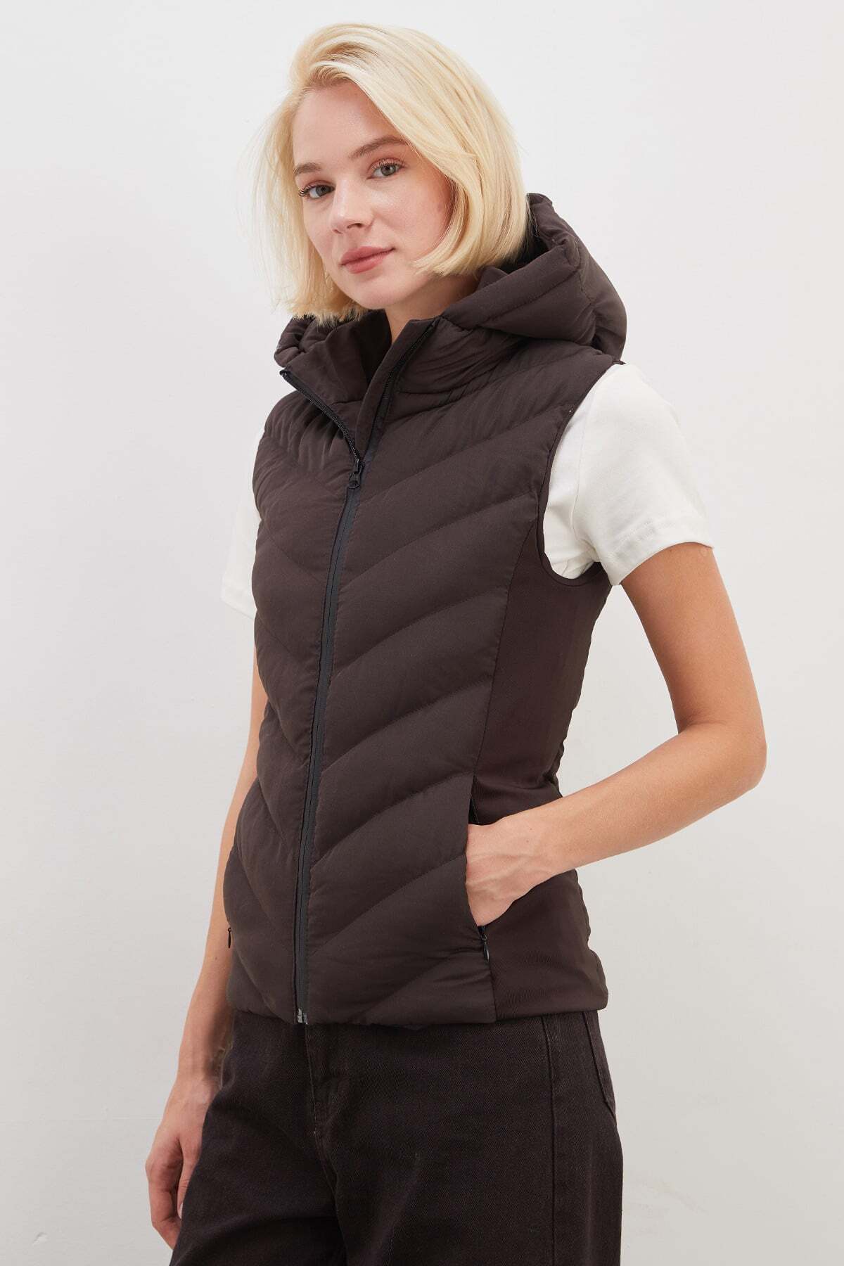 Scuba Fabric Garnished Hooded Inflatable Vest - MALLTURK