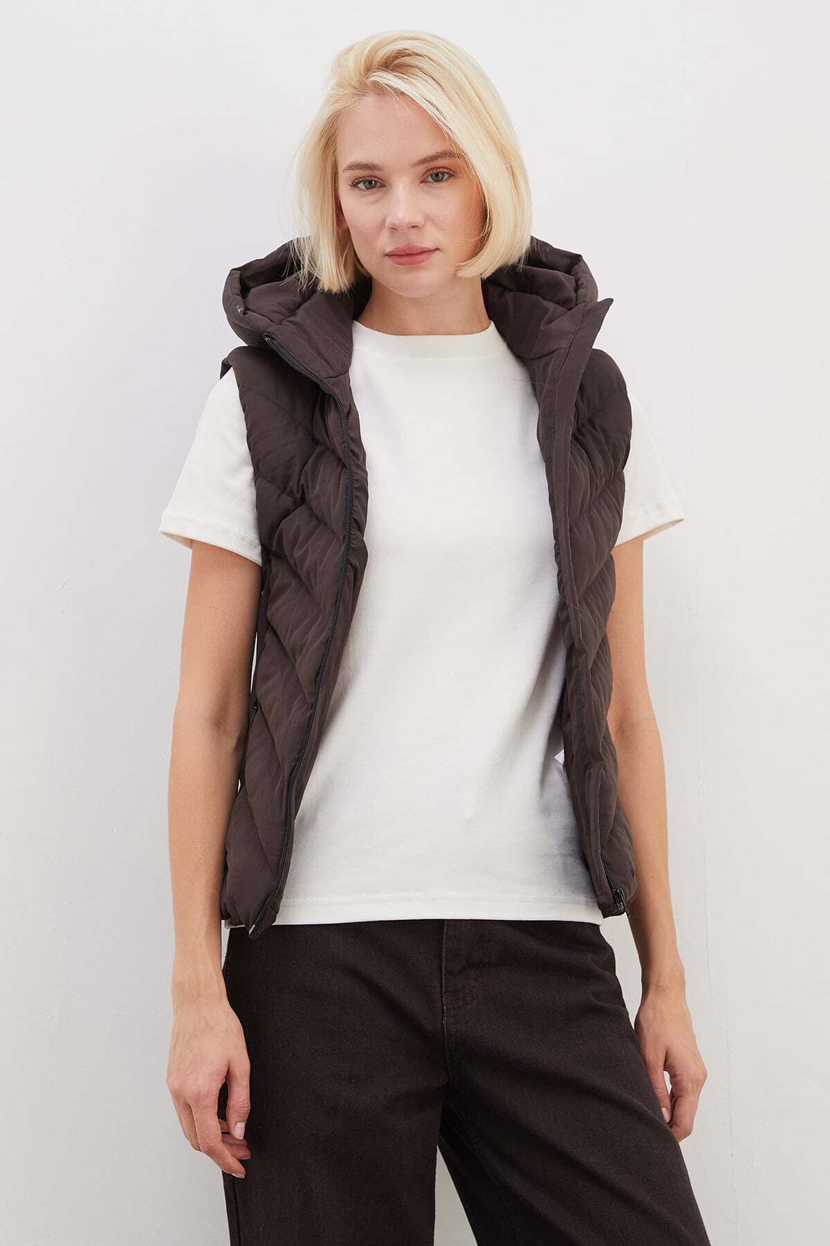 Scuba Fabric Garnished Hooded Inflatable Vest - MALLTURK