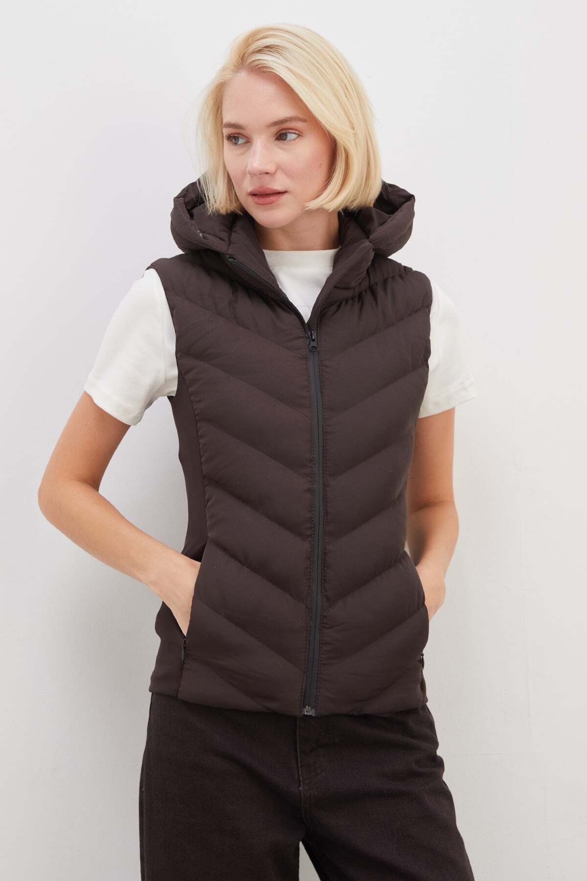 Scuba Fabric Garnished Hooded Inflatable Vest - MALLTURK