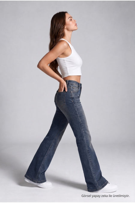 Spanish-style flared Lycra/stretch denim jeans, dark navy. - MALLTURK