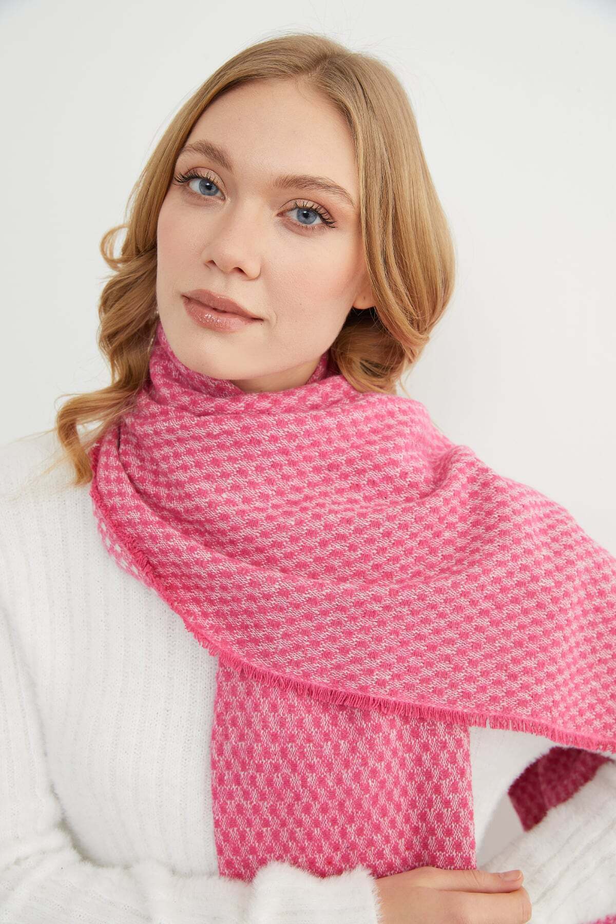 Square Patterned Shawl - MALLTURK