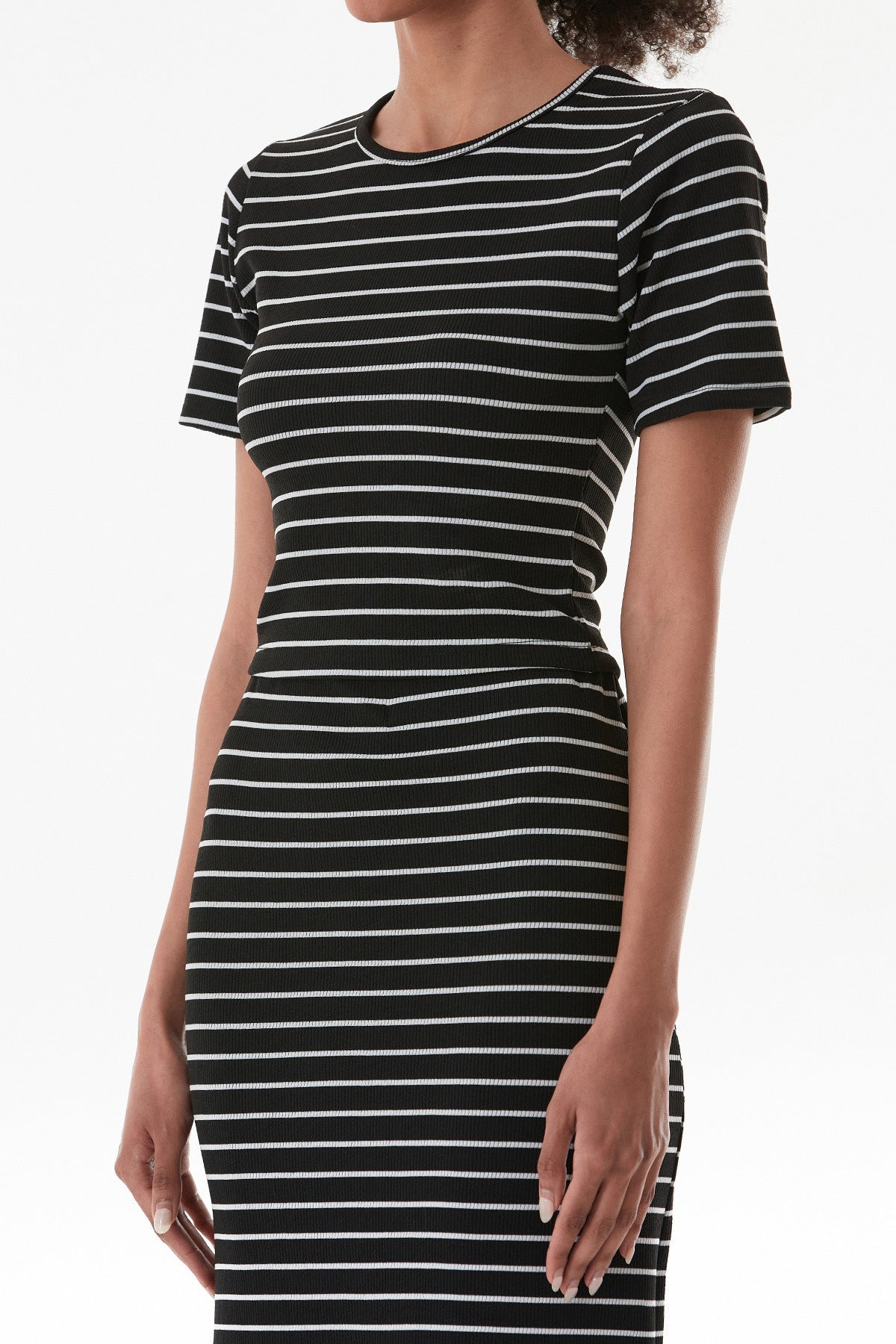 Striped Crew Neck Crop Suit - MALLTURK