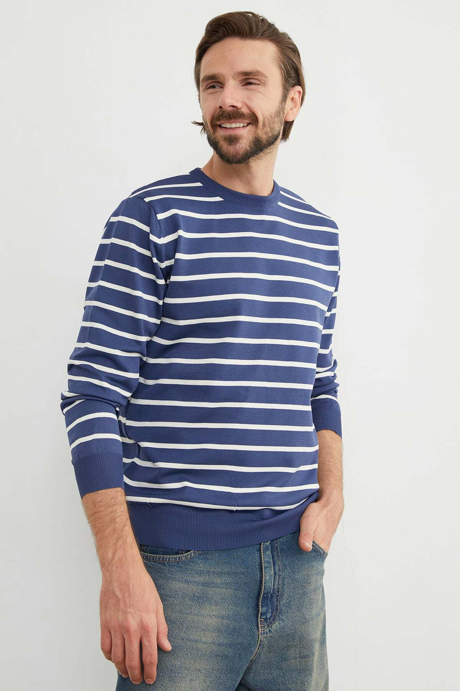 Striped Crew Neck Sweater - MALLTURK