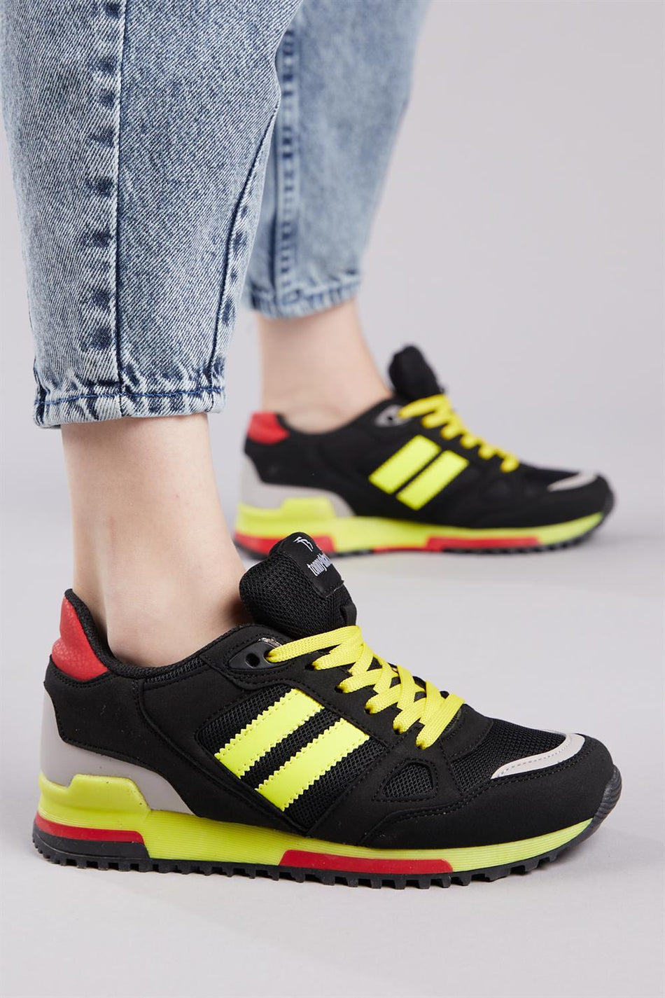 Termo Taban Şeritli Bağcıklı Unisex Siyah Sarı Spor Ayakkabı TB282-0 - MALLTURK