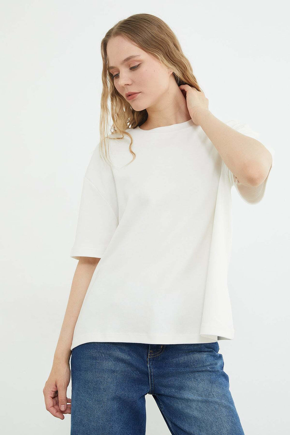 Transparent Butterfly Embroidered Oversize T-Shirt - MALLTURK