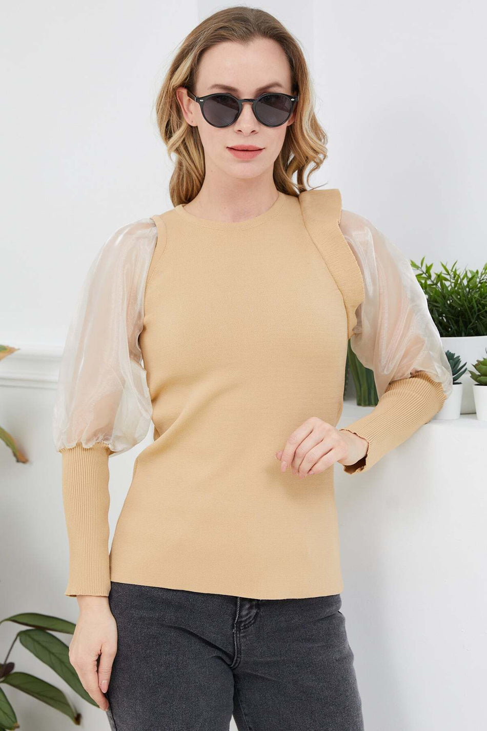 Transparent Ruffled Knit Sweater with Sleeves - MALLTURK