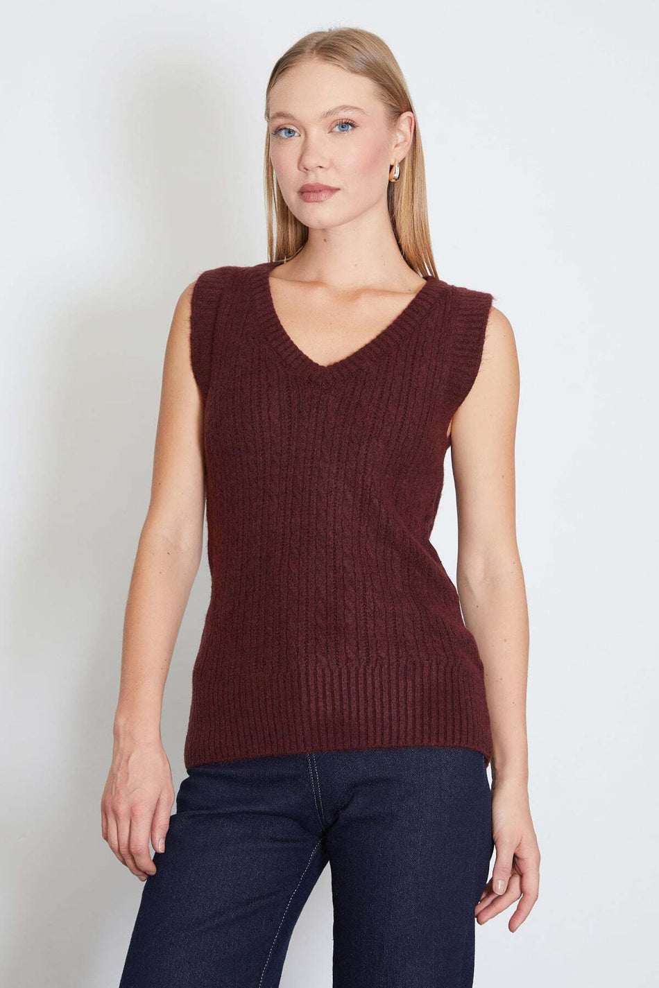 V-neck knit sweater - MALLTURK