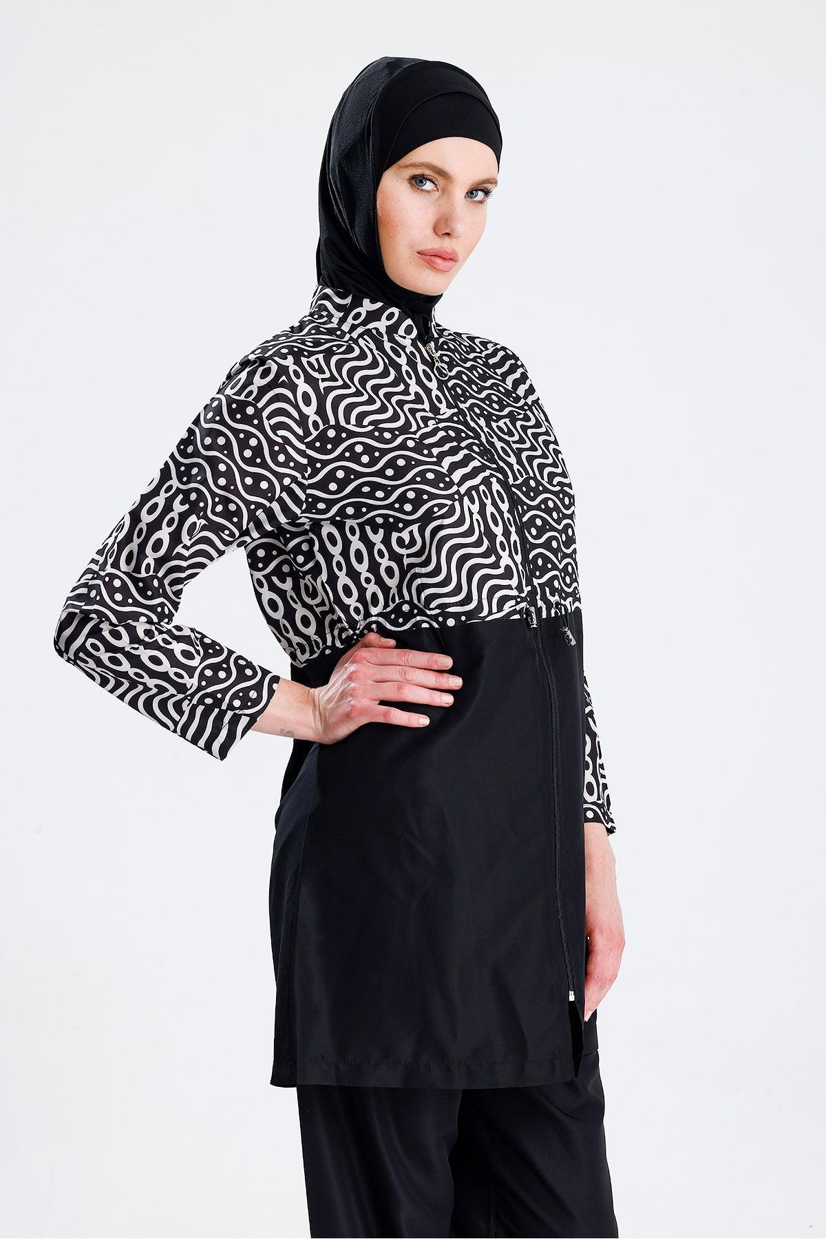 Water Repellent Parachute Hijab Swimsuit Black White - MALLTURK