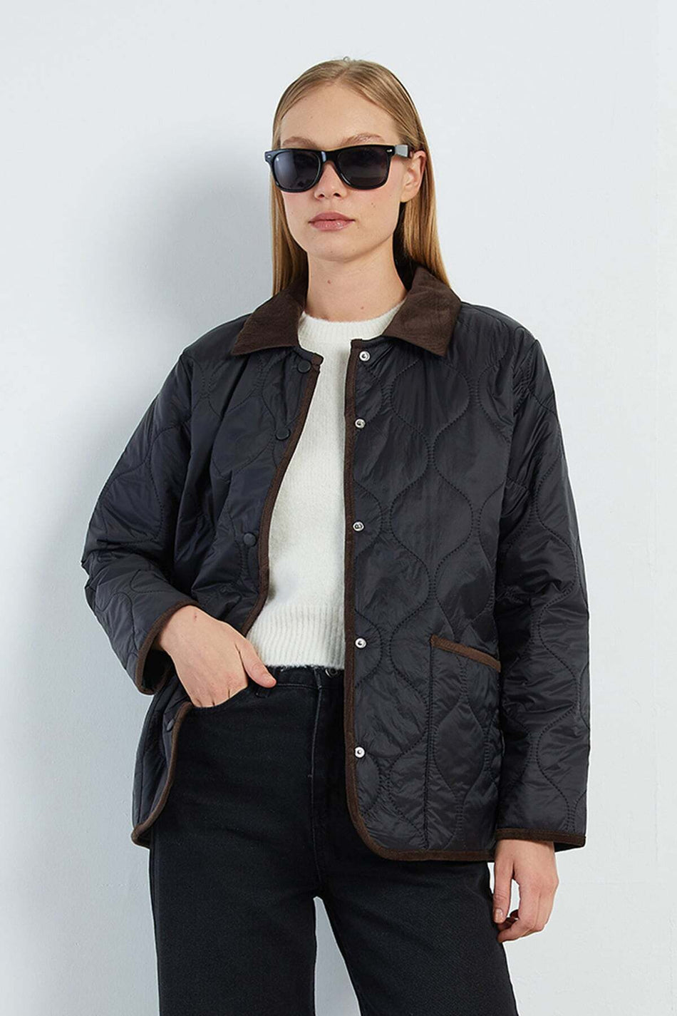 Waterway Patterned Velvet Detailed Quilted Coat - MALLTURK