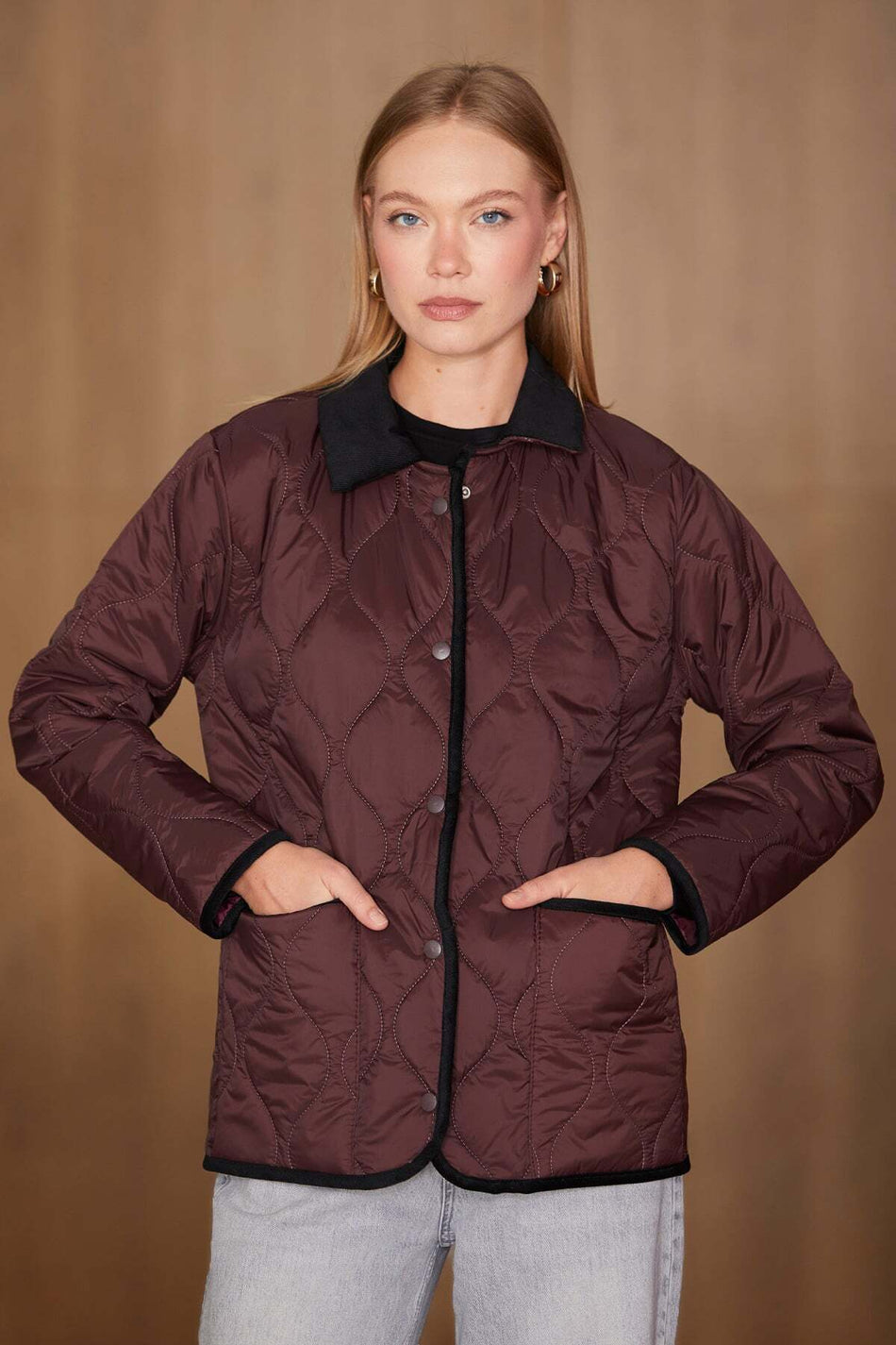 Waterway Patterned Velvet Detailed Quilted Coat - MALLTURK