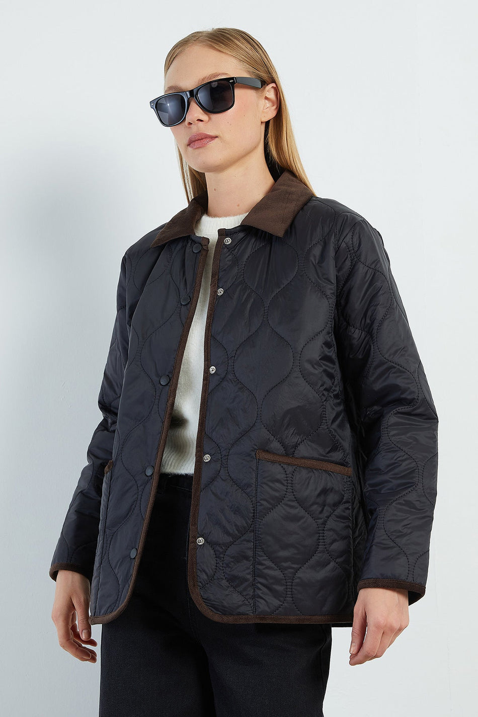 Waterway Patterned Velvet Detailed Quilted Coat - MALLTURK