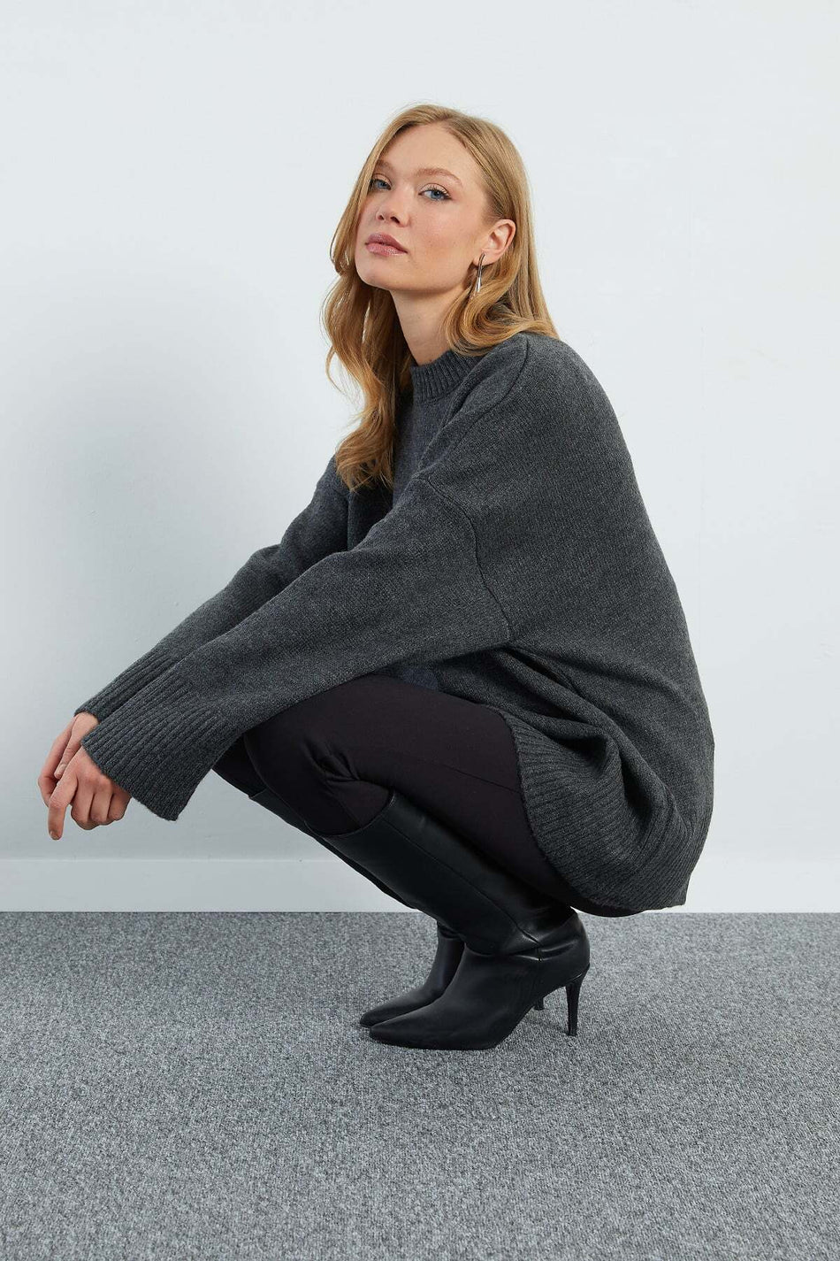 Wide Sleeve Crew Neck Casual Knit Sweater - MALLTURK