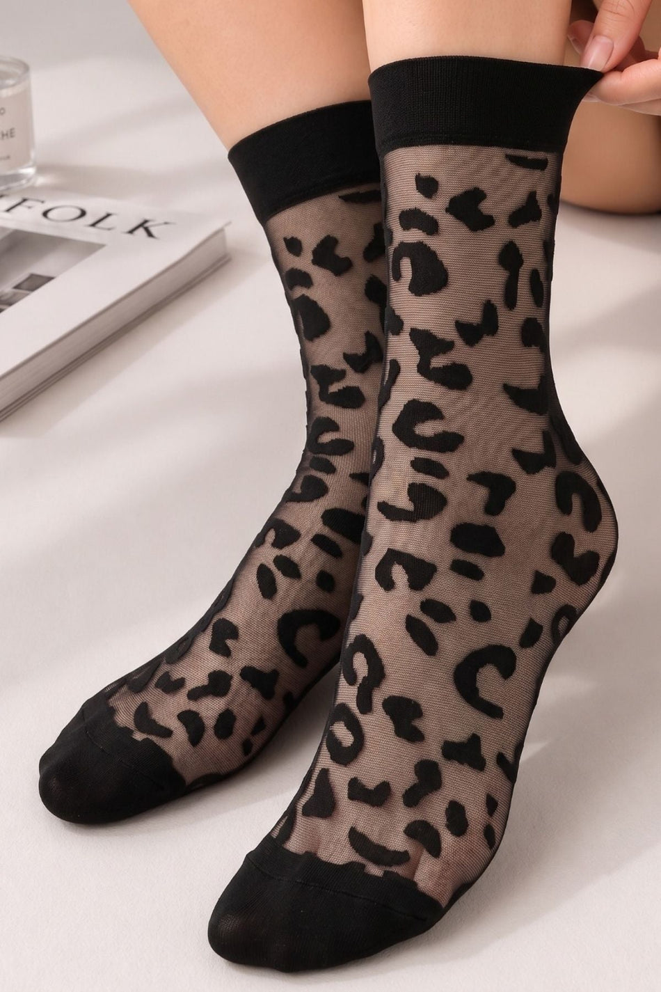 Women's Black Leopard Patterned Thin Transparent Wide Band Socks - MALLTURK