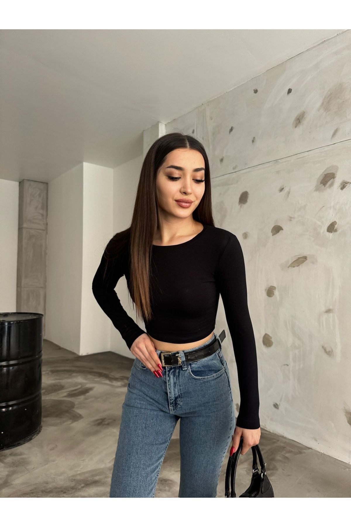 Women's Crew Neck Long Sleeve Fitted Blouse Black - MALLTURK