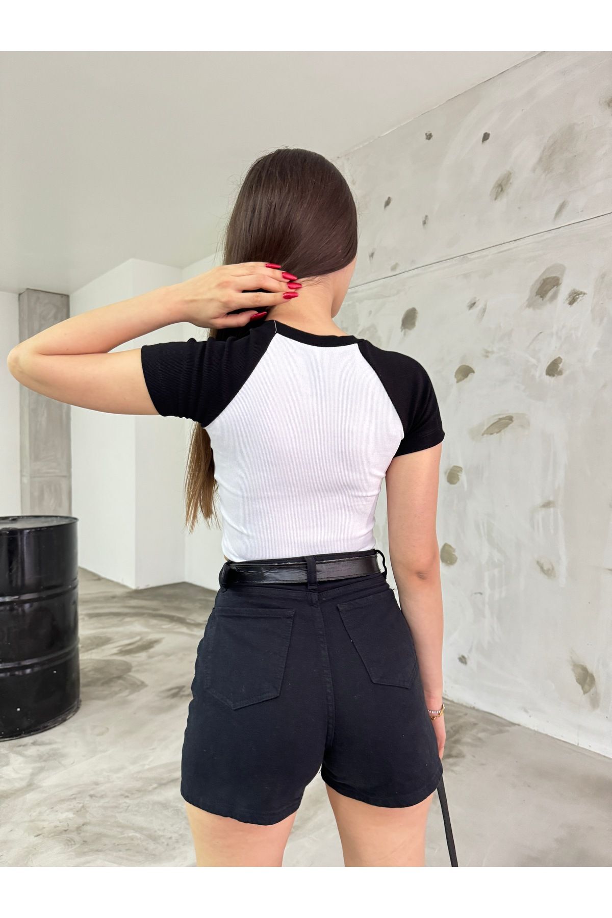 Women's Crew Neck Ribbed T-shirt WHITE - MALLTURK