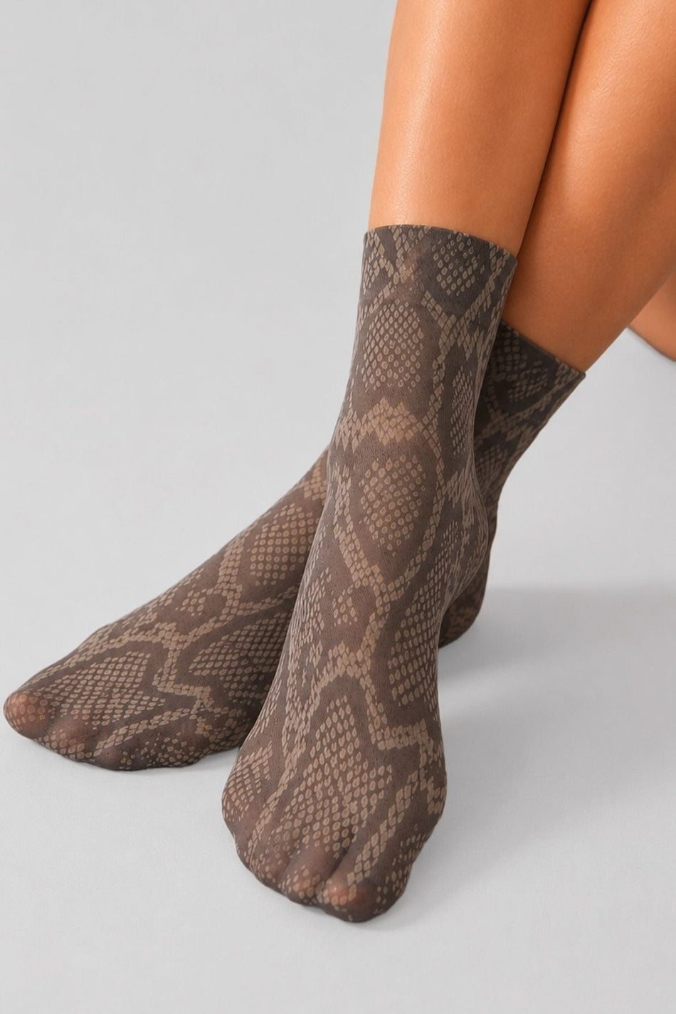 Women's Gray Snakeskin Patterned Thin Transparent Socks - MALLTURK