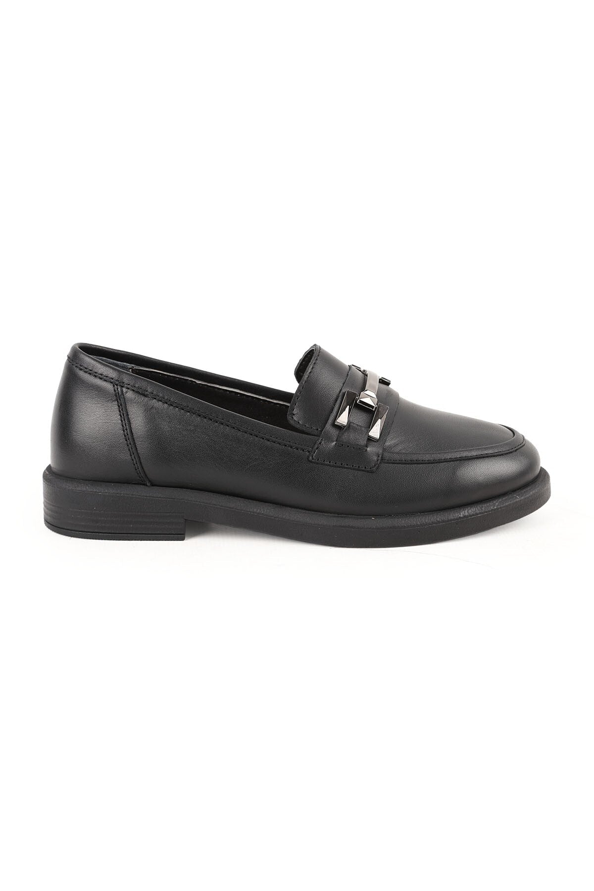 Women's Loafer Daily Comfortable Shoes Black Leather Lightweight Thermo Sole with Metal Accessories L04.702 - MALLTURK