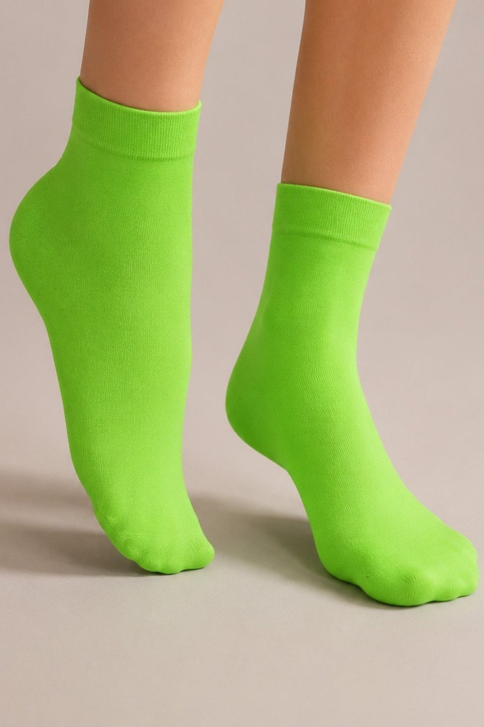 Women's Neon Green Plain Flexible Ribbed Above-Ankle Socks - MALLTURK