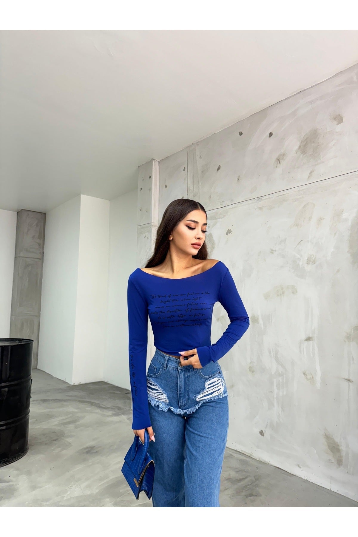 Women's Printed Stretchy Sandy Crop Blouse, Royal Blue - MALLTURK