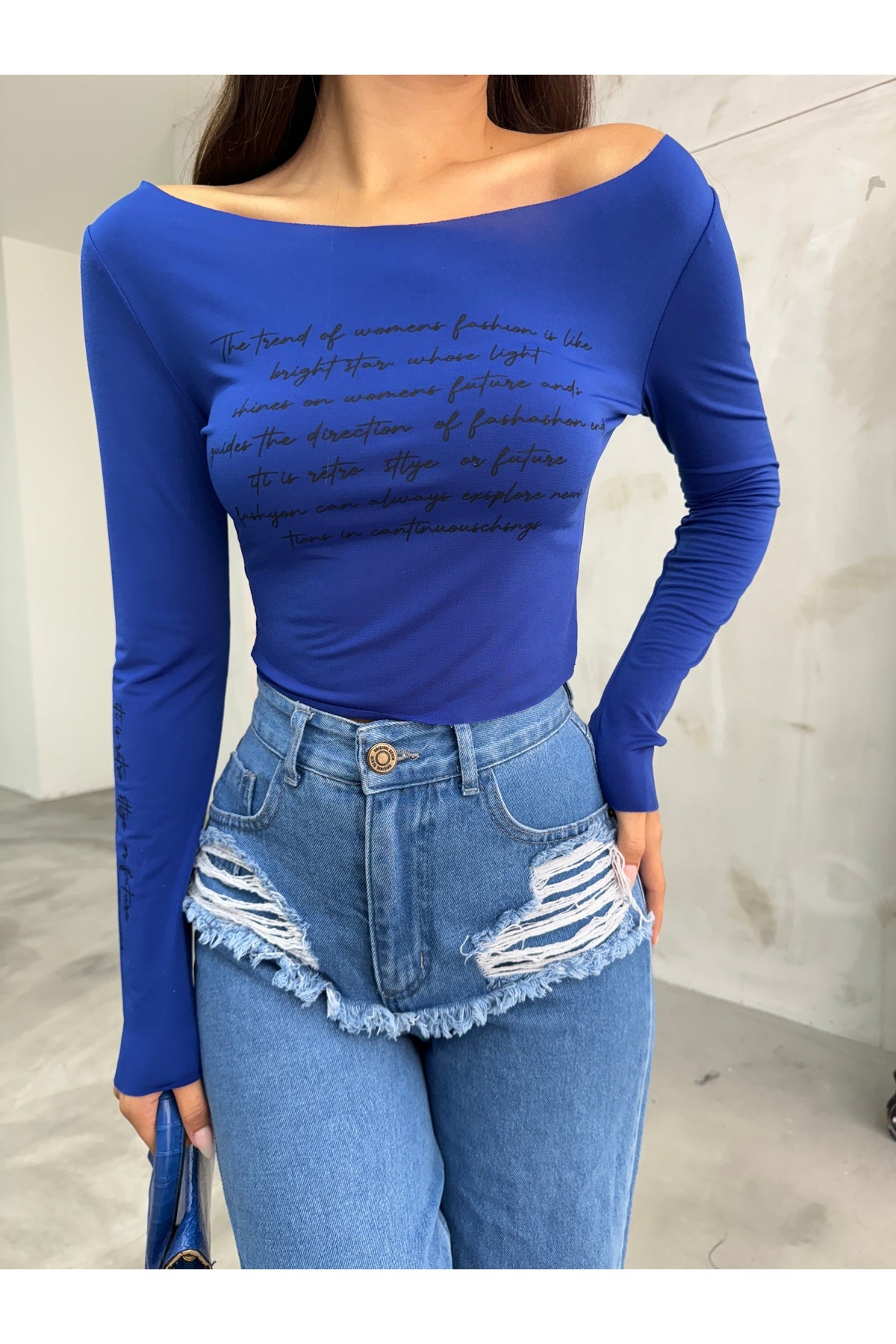 Women's Printed Stretchy Sandy Crop Blouse, Royal Blue - MALLTURK